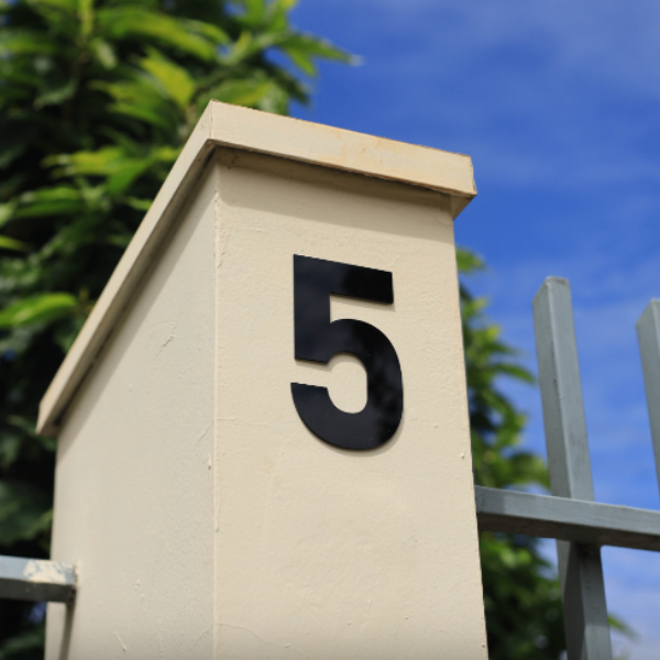 Número Residencial 5 – Preto