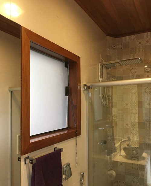 Tipos de janela de madeira para banheiro