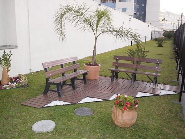 Deck de madeira para Jardim em 2023