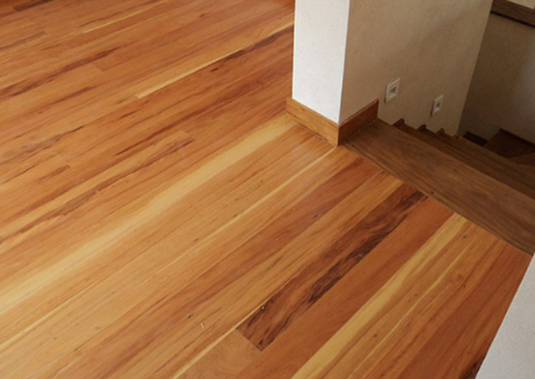 restaurar piso de madeira